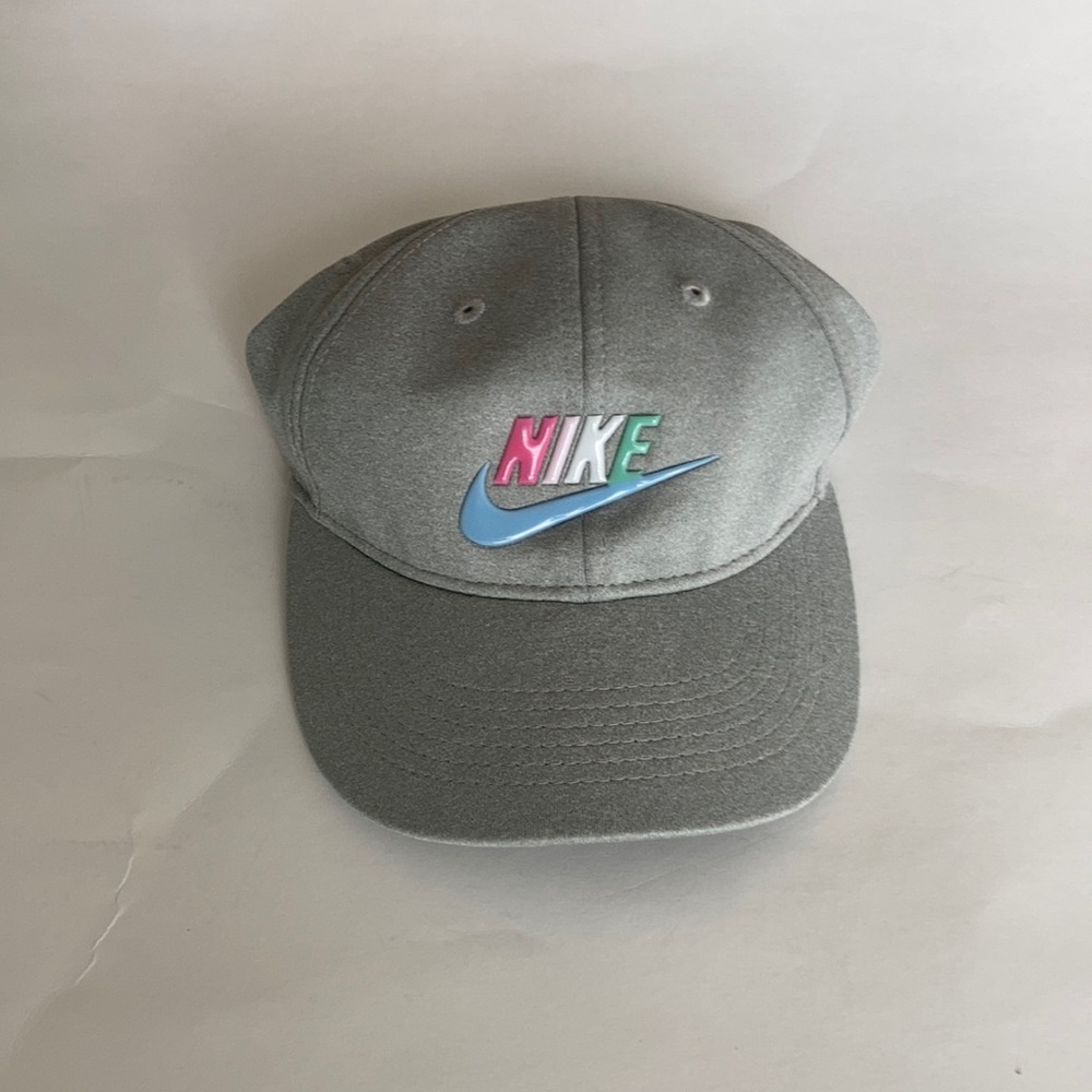 Nike cap..